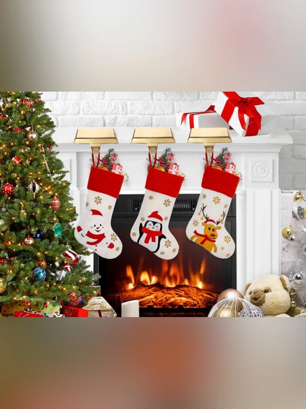 Set of 5 Gold Metal Stocking Holders / Hangers – New